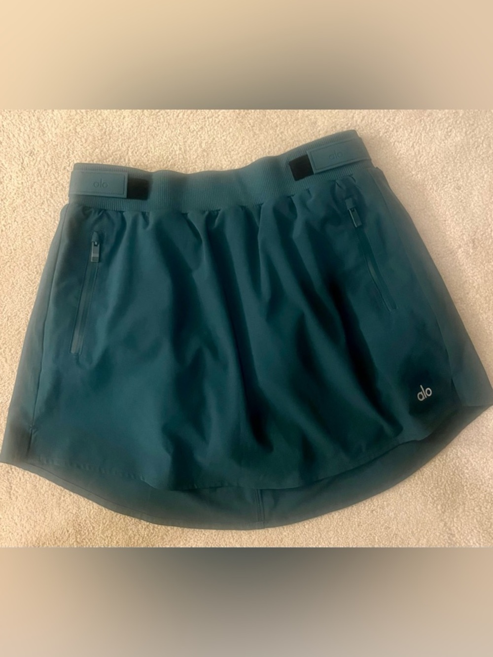 ALO Yoga dark green/teal athletic mini skirt/skort, EUC, medium
